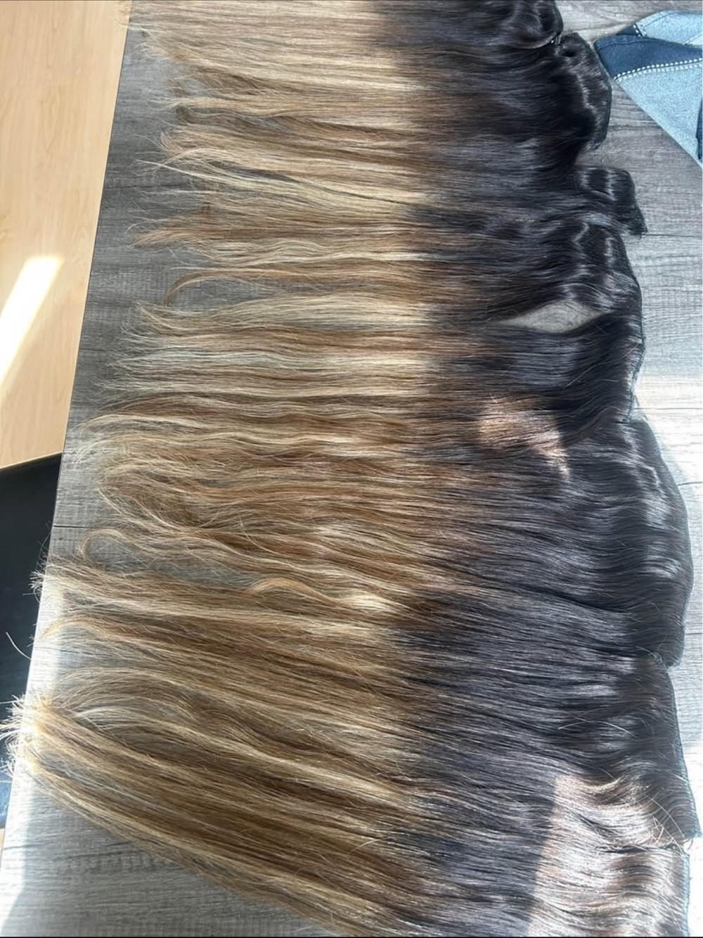 Clip In Human Hair Extensions - Picture 2 of 6